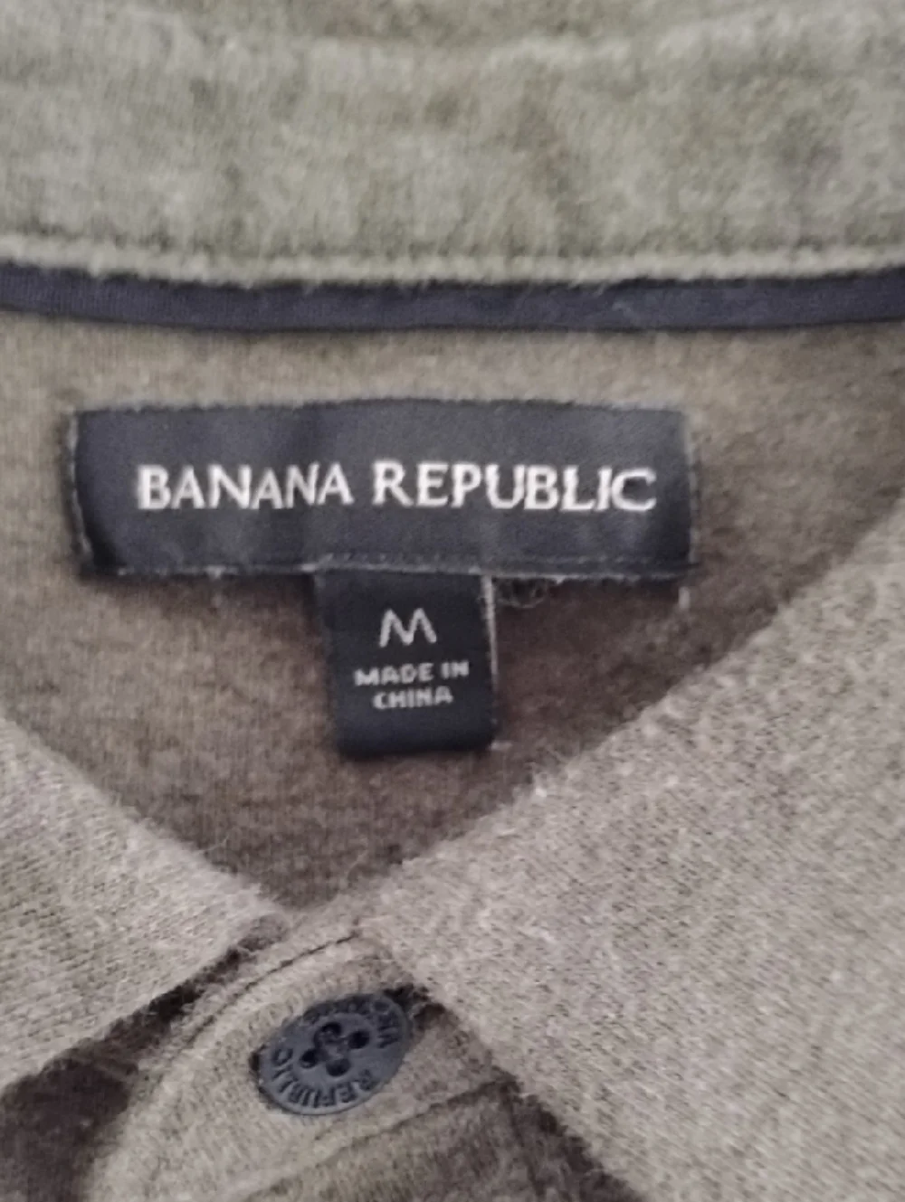3/$20 Banana Republic Men's Olive Green Polo